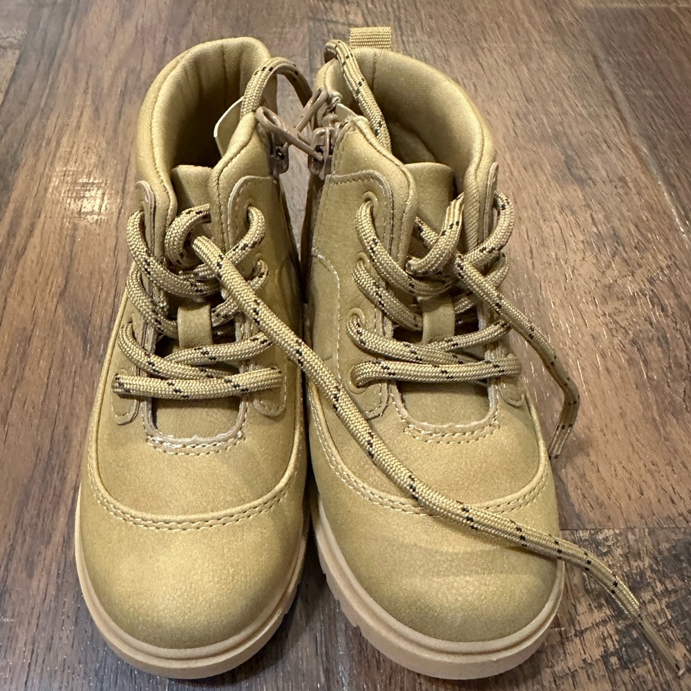 Cat and Jack Toddler Boy Han Boots, Excellent condition. Like new.